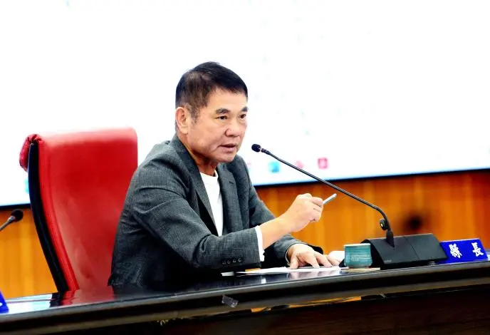 苗栗「人人犬舍」案究責!縣長鍾東錦下令懲處失職人員 宣布增設「寵物陽光樂園」