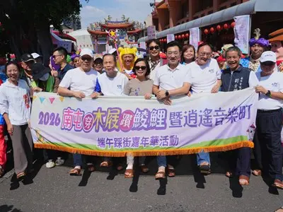 【端午最強攻略】萬人嗨翻南屯老街！「穿木屐躦鯪鯉」童話狂歡趴熱鬧登場