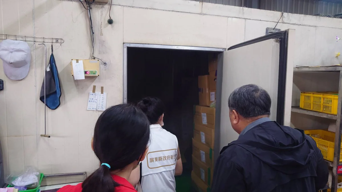屏東開學前食安大體檢!縣府聯合查緝校園午餐 嚴防問題油品流入