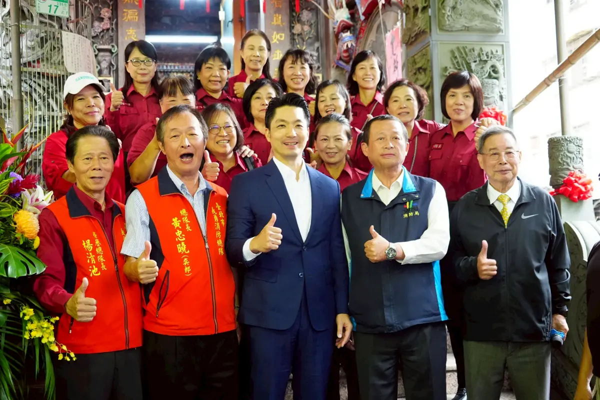 蔣萬安親赴火聖廟祈福!感謝火神爺庇佑 曝北市消防局30年大升級