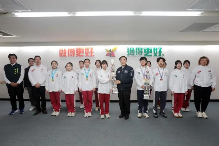 台南之光!中學生橫掃全國啦啦隊、國際橄欖球冠軍