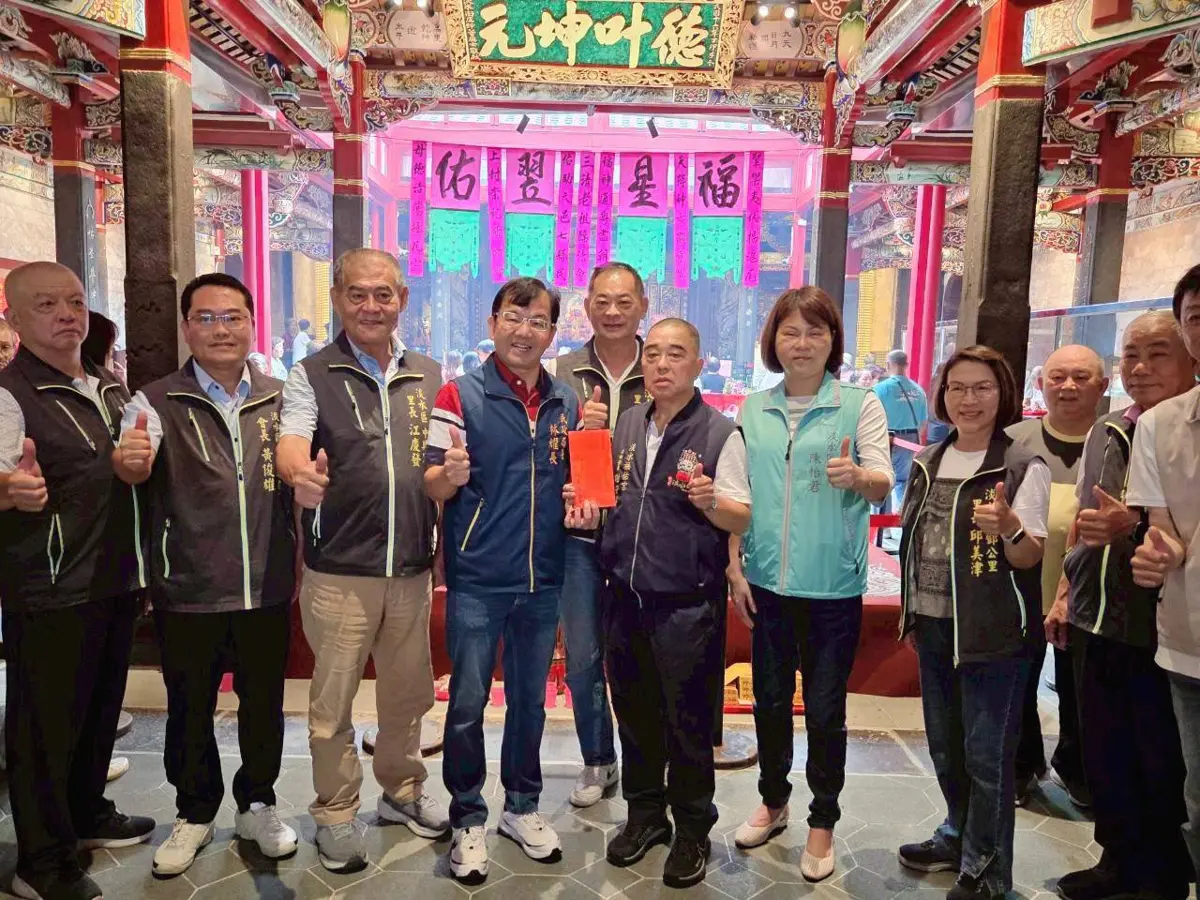 新北200年古蹟福佑宮修復完工！民政局長參拜媽祖祈求平安