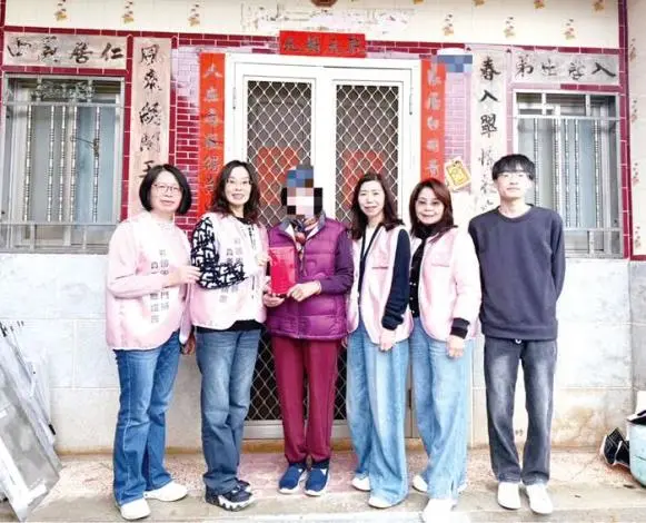 金門姊弟陷困境!父母月內接連重病倒下,真善美聯誼會急送暖