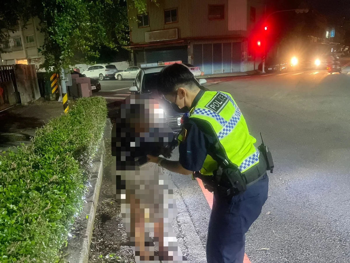 台東長者迷失街頭熱心民眾急通報！馬蘭警火速救援暖心護送返家