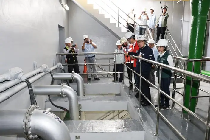 台南地下7樓秘密基地啟用!黃偉哲揭虎尾寮污水工程,告別水溝臭味就靠它