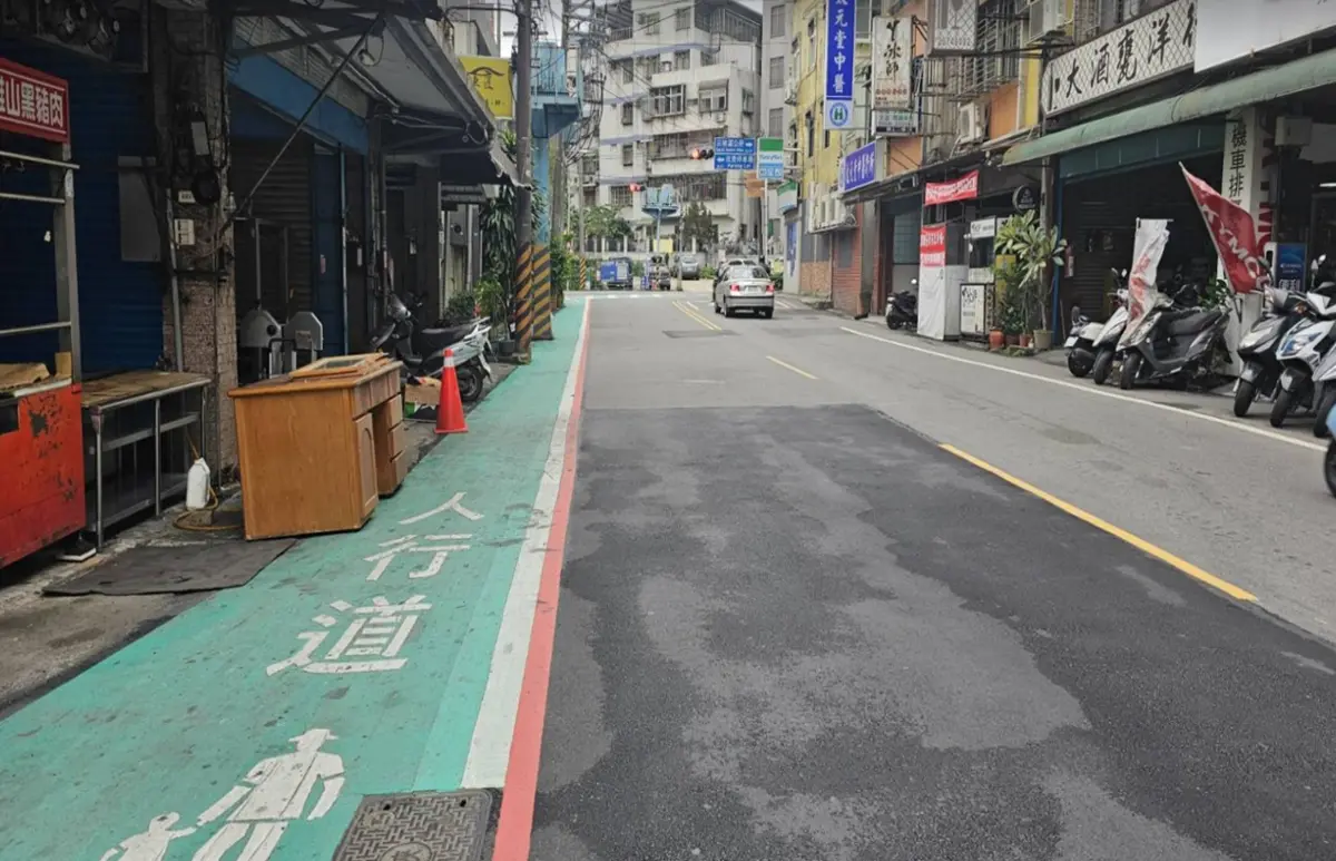 逛三峽老街更安心!捷運通車前哨戰,大勇路300米人行道啟用