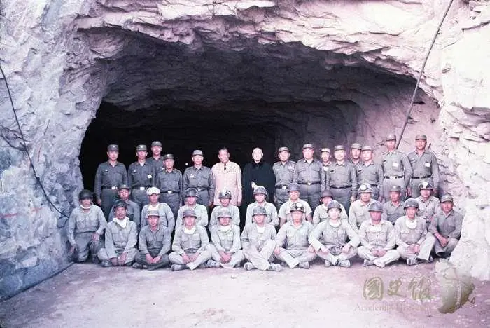 金門「英雄帖」尋人!曾開鑿翟山坑道老兵享機票住宿補助,重返榮耀