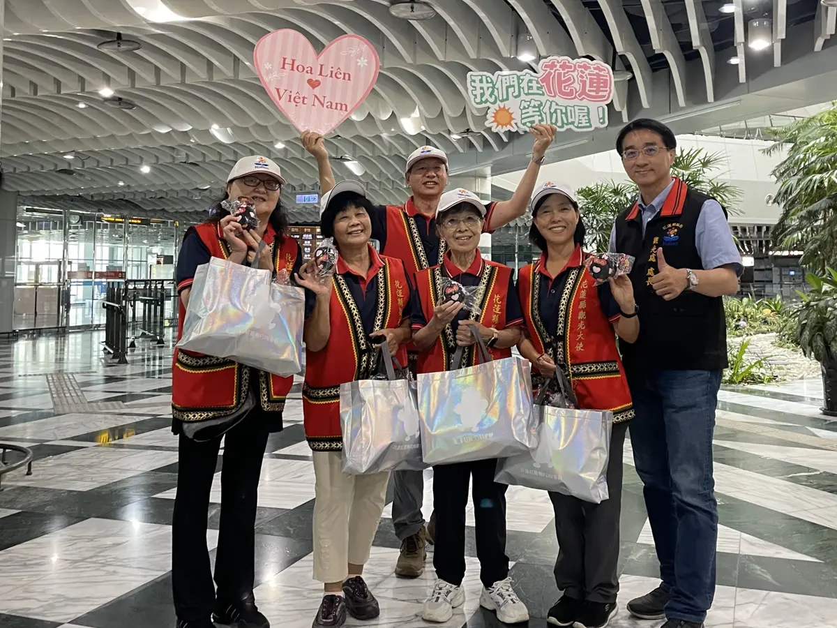「胡志明-花蓮-富國島」國際包機直航支持花蓮觀光,迎接212名越南旅客