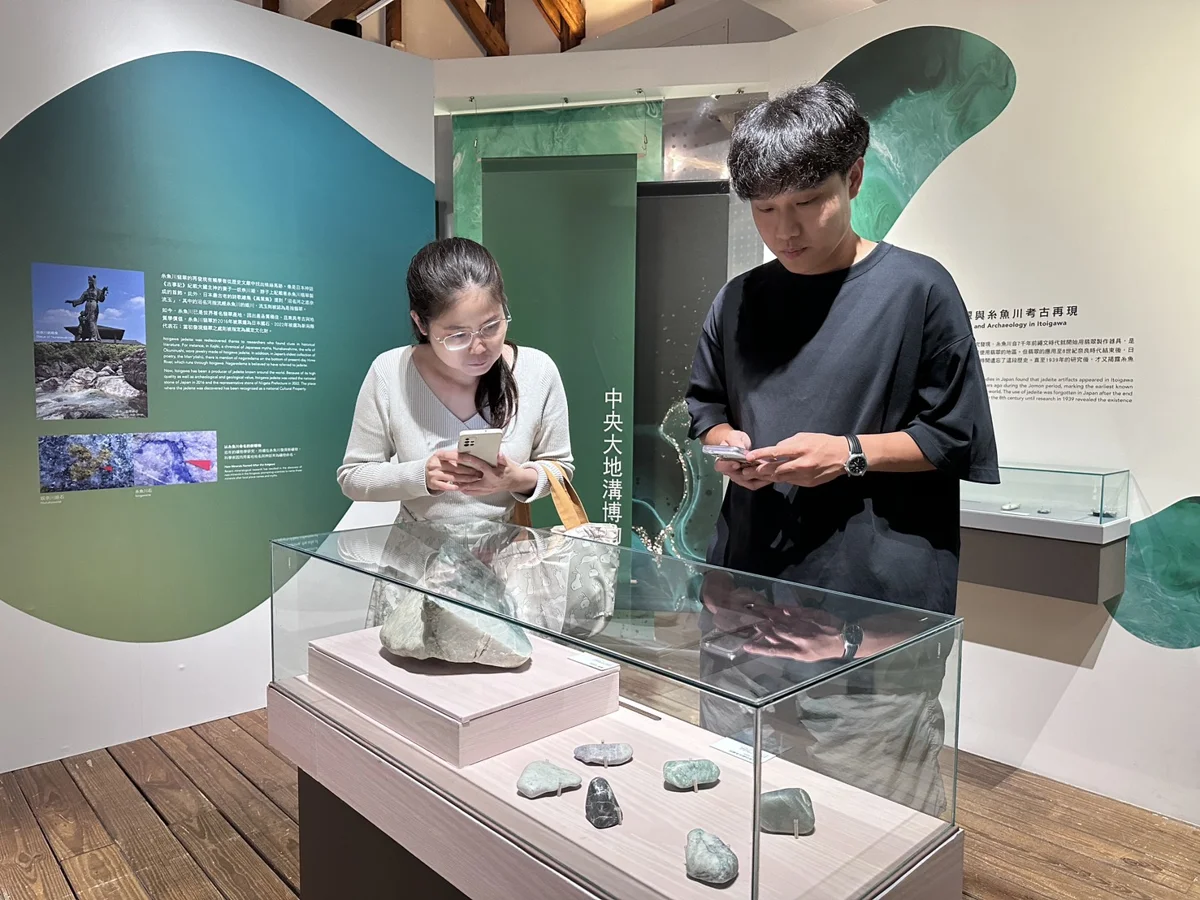 【瑞芳必看】黃金博物館「說石話」特展大公開!解密億萬年礦物拿好禮,親子暑假衝一波