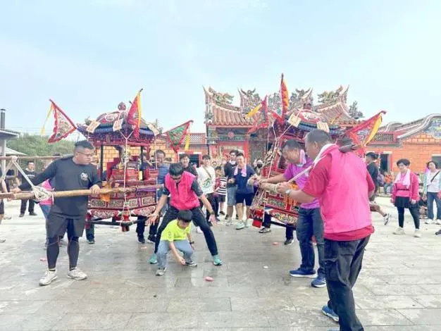 獨特文化:金門峰上村「祭蜂」儀式