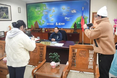 連江縣長拍反詐騙短片！破解「投資、交友、網購」3大常見騙局