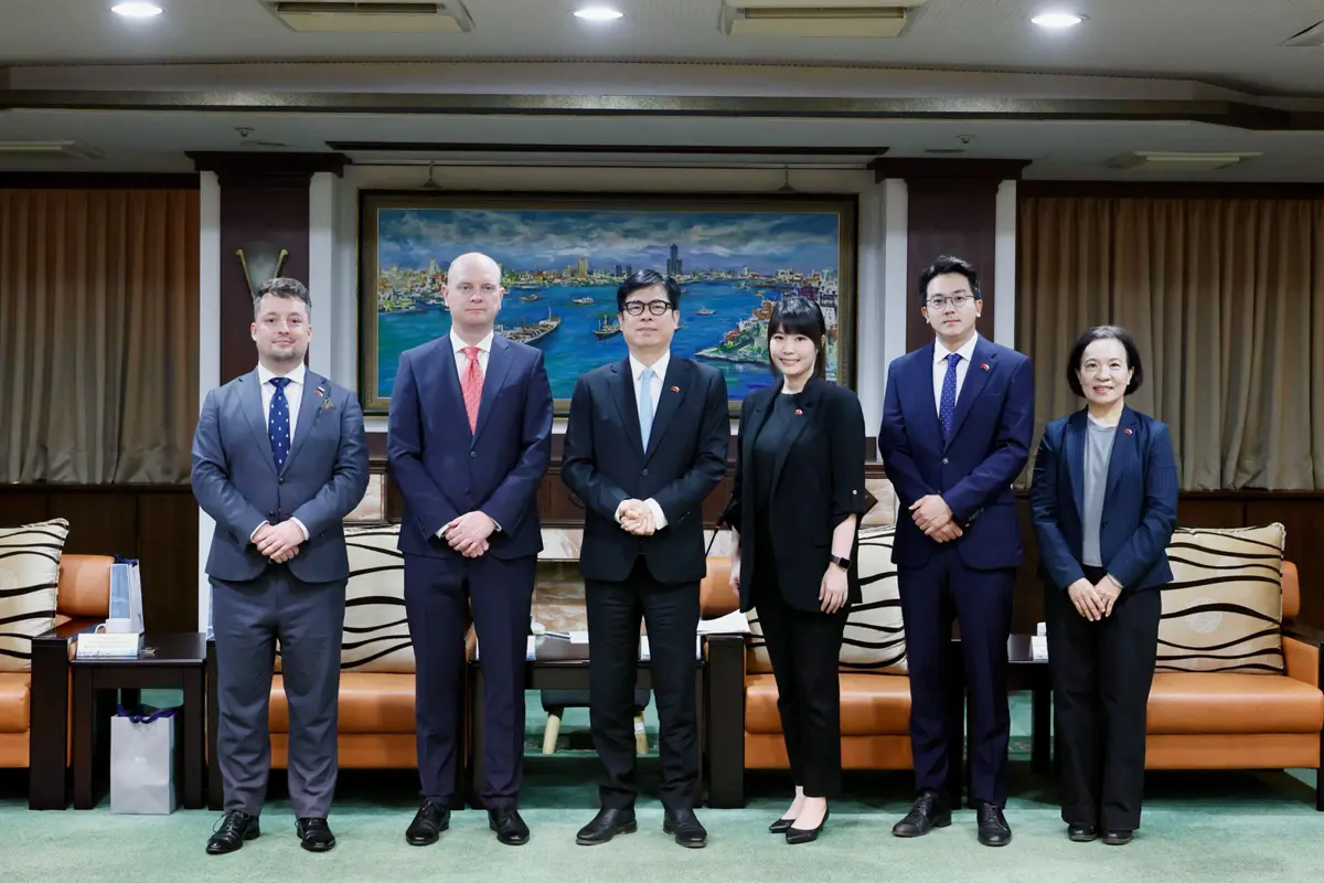 深化台波友誼!波蘭處長畢爾斯基首訪高雄,陳其邁力推半導體、AI 全方位合作