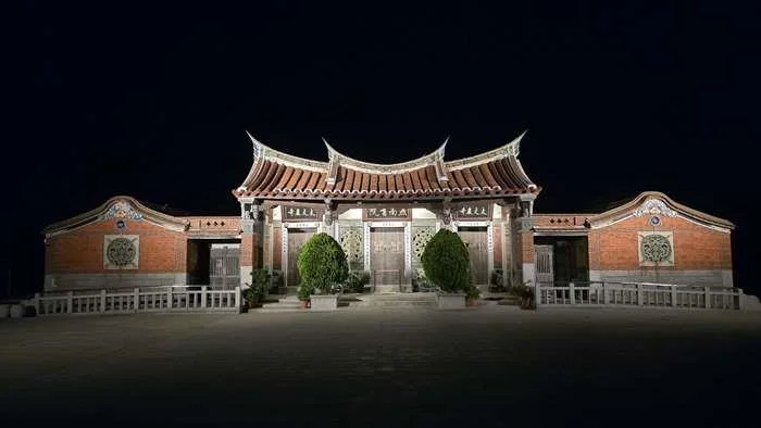 金門夜景大升級！國際燈光大師何仲昌點亮「張文帝洋樓、燕南書院」展現迷人風貌