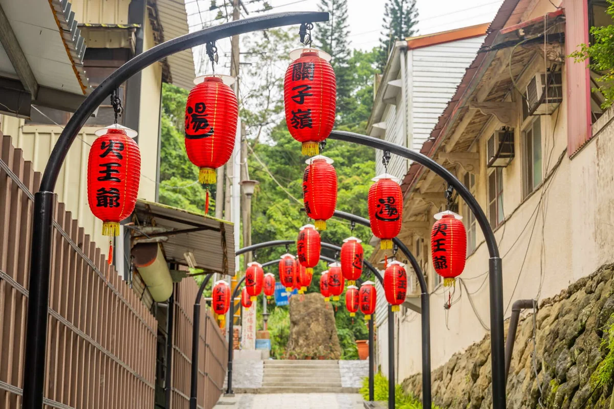 [內有優惠] 台南秋冬平日泡湯攻略！結合國旅與加碼補助連住2晚最高省5,200元