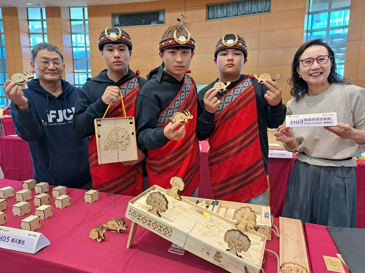 金趣咪獎十年有成!新北木育玩具賽,廢木材變身「跨代共融魔法師」