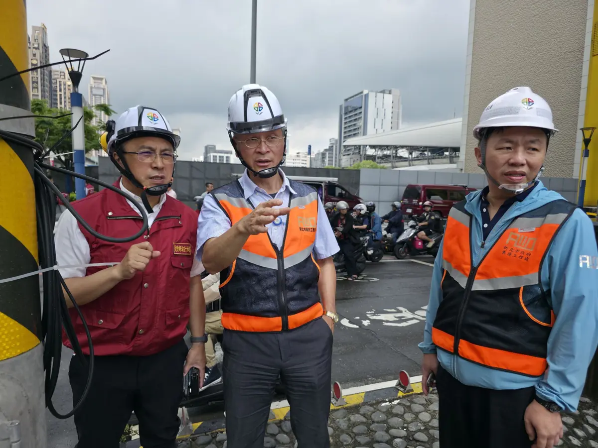 新莊又挖破水管!思源路天橋施工釀禍 市府急搶修 侯友宜下令徹查