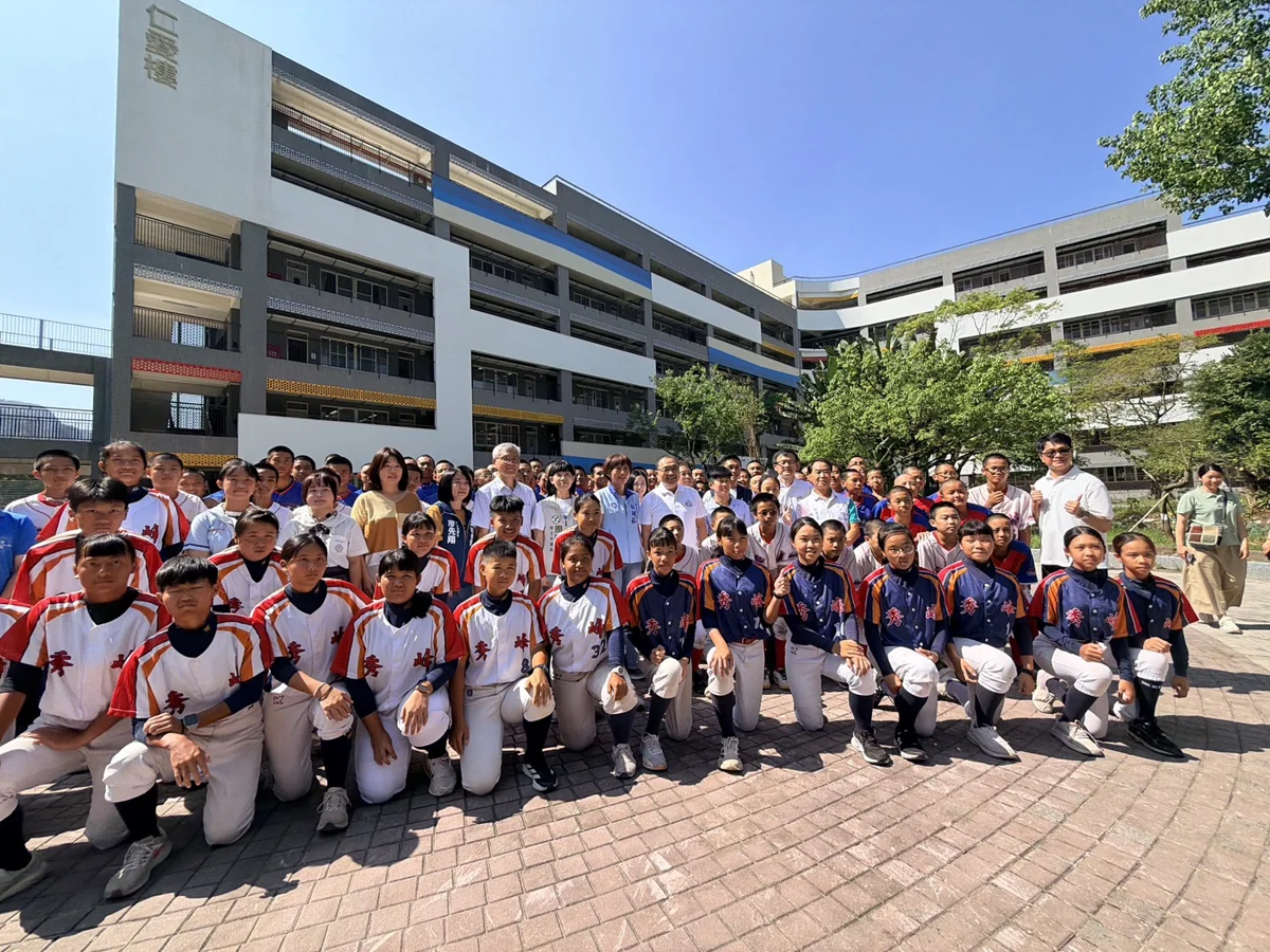 斥資7.3億！新北秀峰高中改建校舍正式啟用 榮獲國家卓越建設金質獎