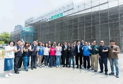 台中南屯新地標!斥資1.2億「會呼吸的圖書館」今上梁,內部3大樓層規劃搶先看