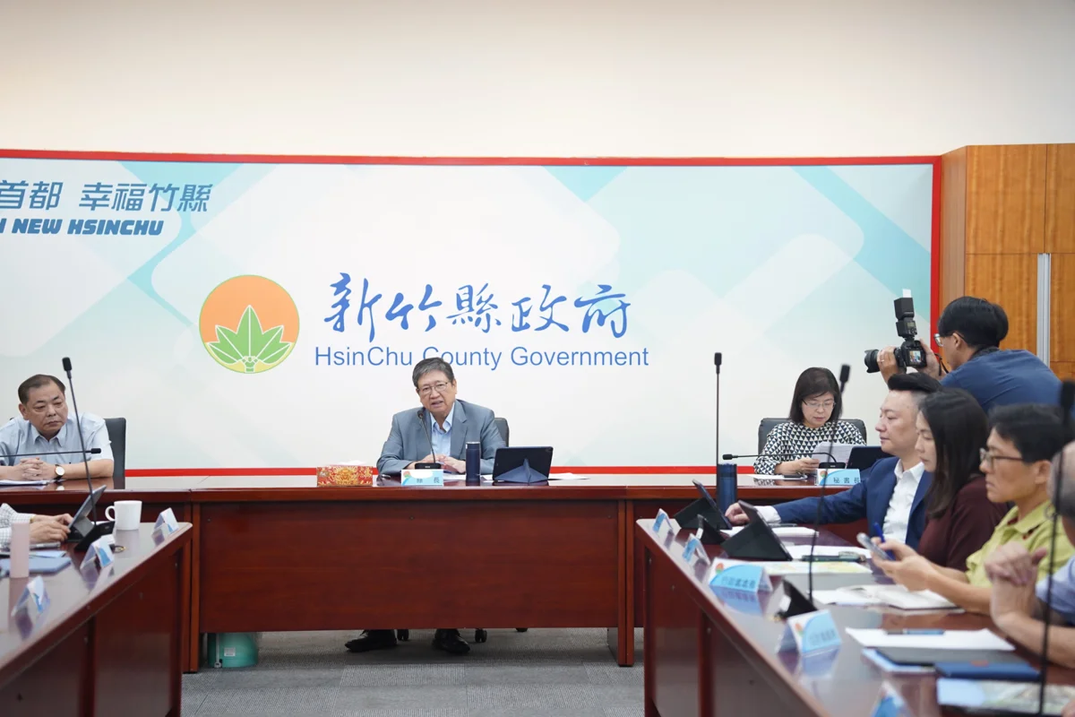 竹北水岸市集遭爆卡關?新竹縣府澄清:公所屢變更設計且程序未完備