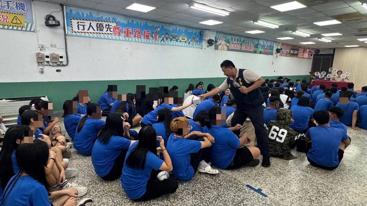 青春開學不踩雷!東警深入公東高工 幽默開講反毒防詐攻略