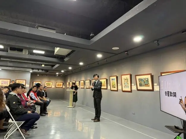 全台唯一!台南樹人國小「全校師生」版畫展登場 44人創作點亮新營