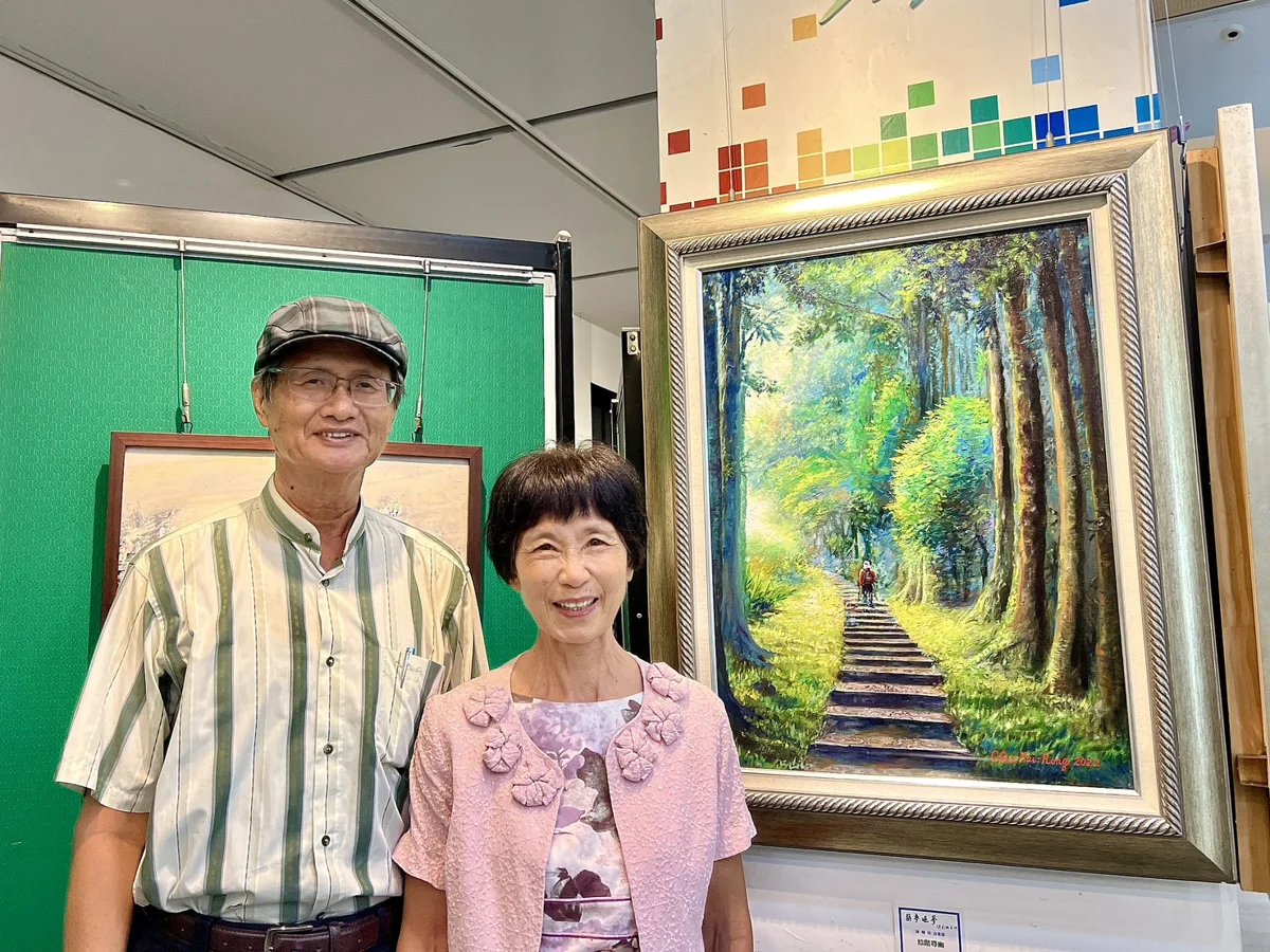 新營民治市政中心變身藝廊!退休教師陳輝榮油畫展帶你重溫府城鄉土情
