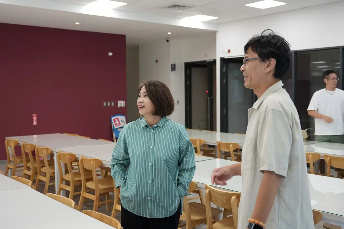 115國中會考明登場!屏東5千考生注意 周春米視察考場送「暖心好物」