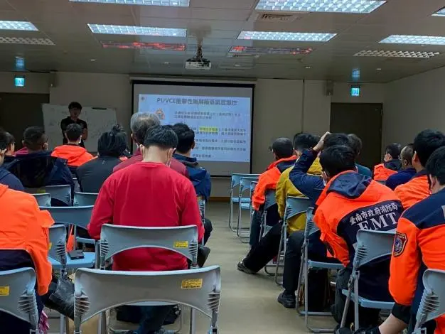 看不見的敵人!南市消防精兵化災演練 揭密高科技廠區保命關鍵