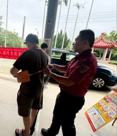 暑假戲水季報到！苗栗頭屋消防隊前進曲洞宮 傳授防溺自保3大訣竅