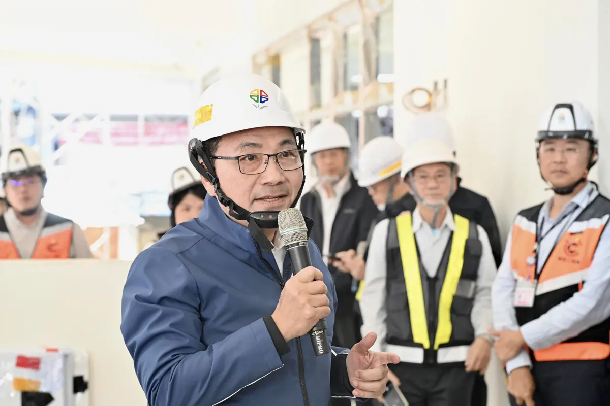 三重人久等了!玫瑰立體停車場進度大超前 侯友宜:力拚2026年5月完工