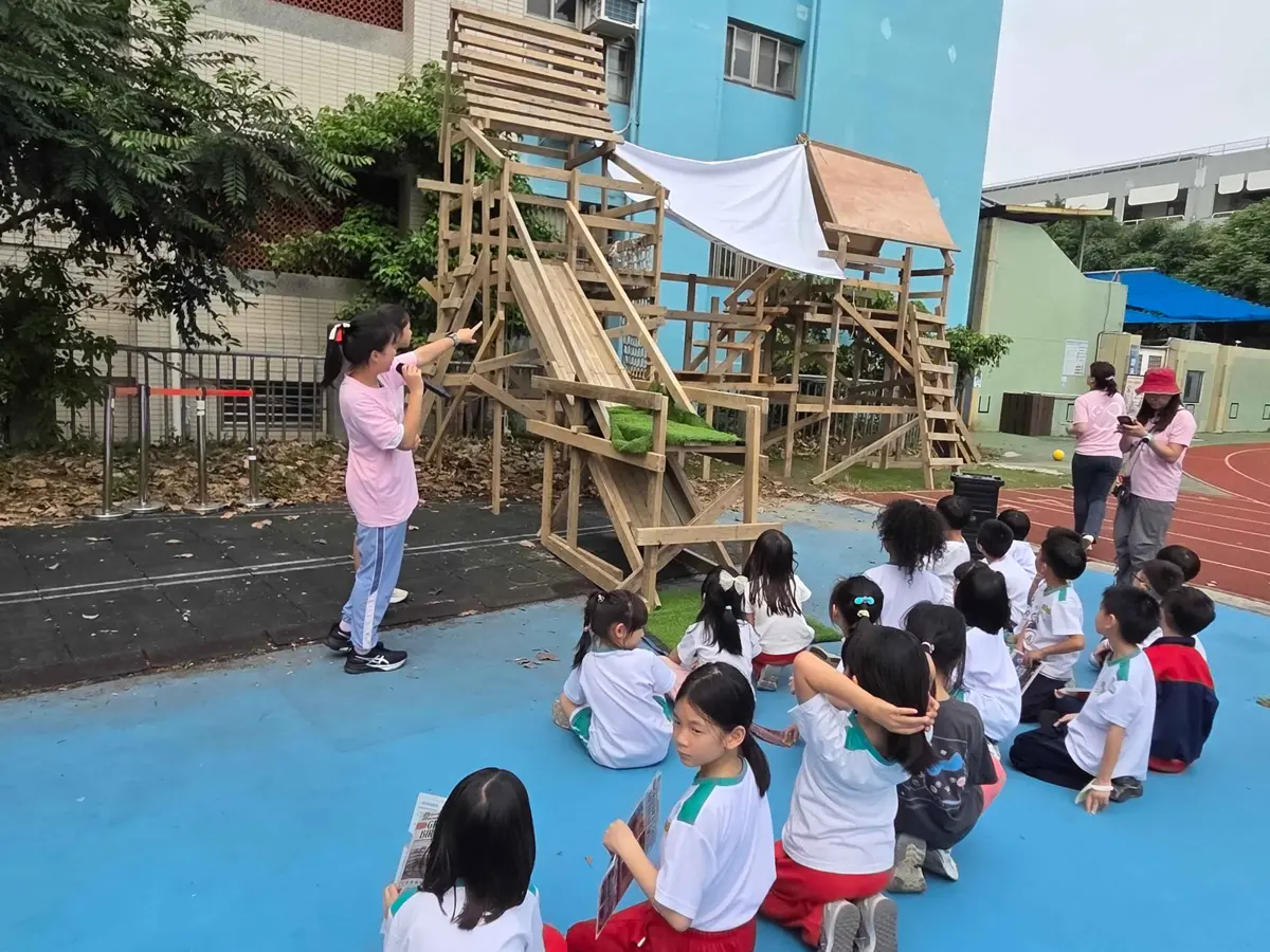 不只喊熱!市大附小學童親手蓋「涼感樹屋」,用行動對抗校園酷暑