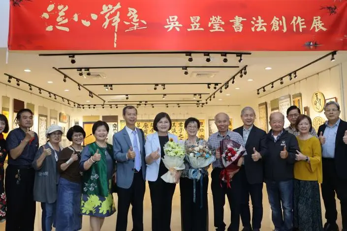 斗六藝文新亮點!公職書法家吳昱瑩「從心舞墨」展,百件作品演繹生命留白
