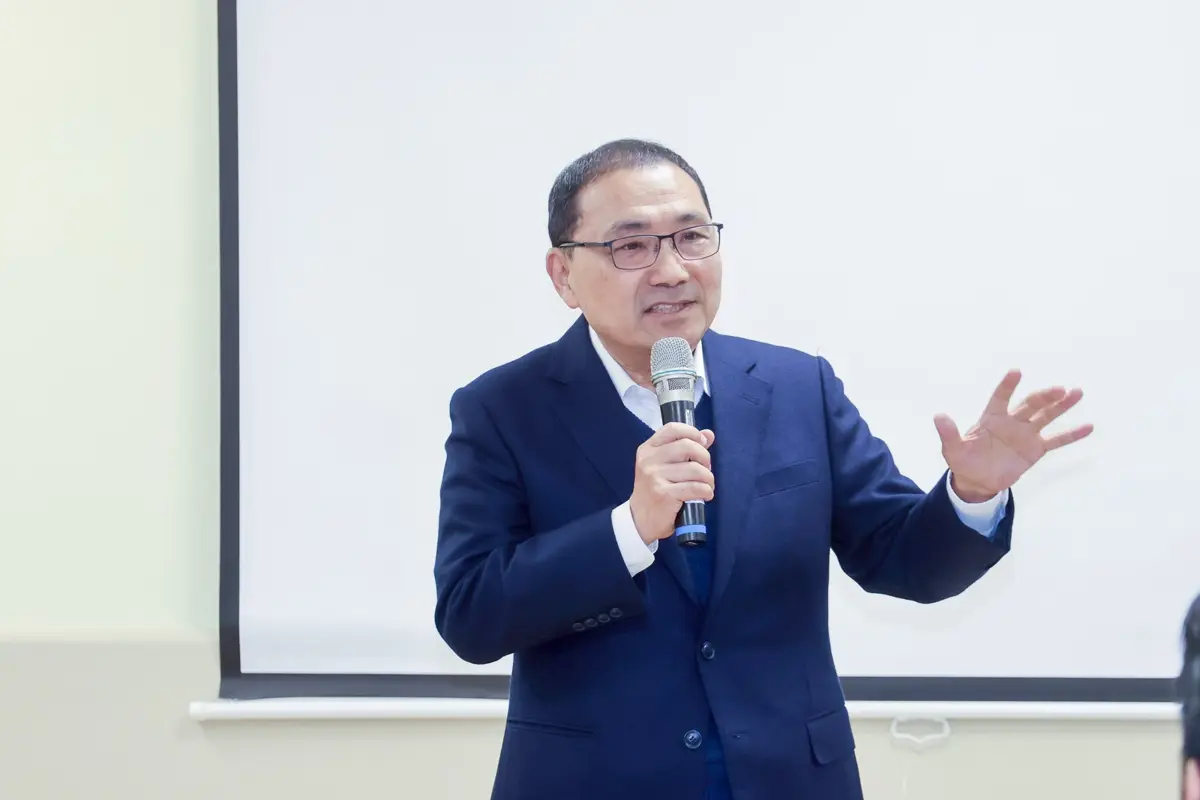 雙北聯手!蔣萬安率隊取經新北公托,侯友宜:托育量能全國第一